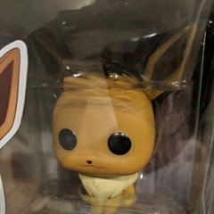 Funko Pop! Movies: Pokemon Red and Blue – Eevee Vinyl Figure