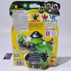 Heroes of Goo Jit Zu Cursed Goo Sea ROCK JAW FIGURE ultra rare squishy pirate