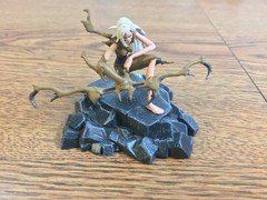Battleborn Gearbox 2K THORN Figure Rare On Stand Battle Born Toy