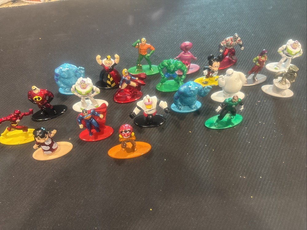 Metal Disney And Marvel Figures