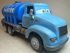 Disney Pixar Cars 3 Demolition Derby Mr. Drippy Diecast Deluxe 1:55 FC