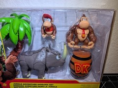Donkey Kong Jungle Adventure Diorama Set Rambi Diddy Kong Jakks Pacific NEW