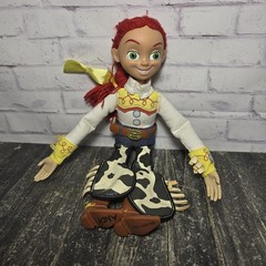 Disney Store London UK Exclusive Toy Story Jessie 14″ Talking Doll Pull String