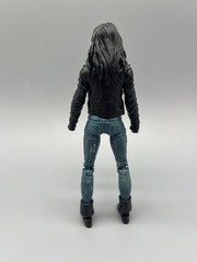 Hasbro Marvel Legends Jessica Jones figure from Man-Thing 6″ Wave Netflix