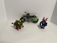 Lot of 25 TMNT Mutant Mayhem Action Figures + Weapons Accessories