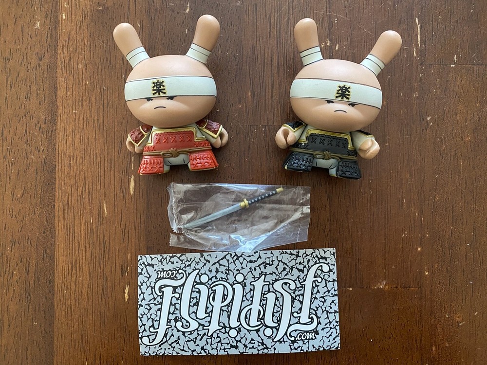 VTG 2011 KIDROBOT GOLD LIFE SAMURAI BLACK RED DUNNY 3″ HUCK GEE VINYL FIGURE TOY