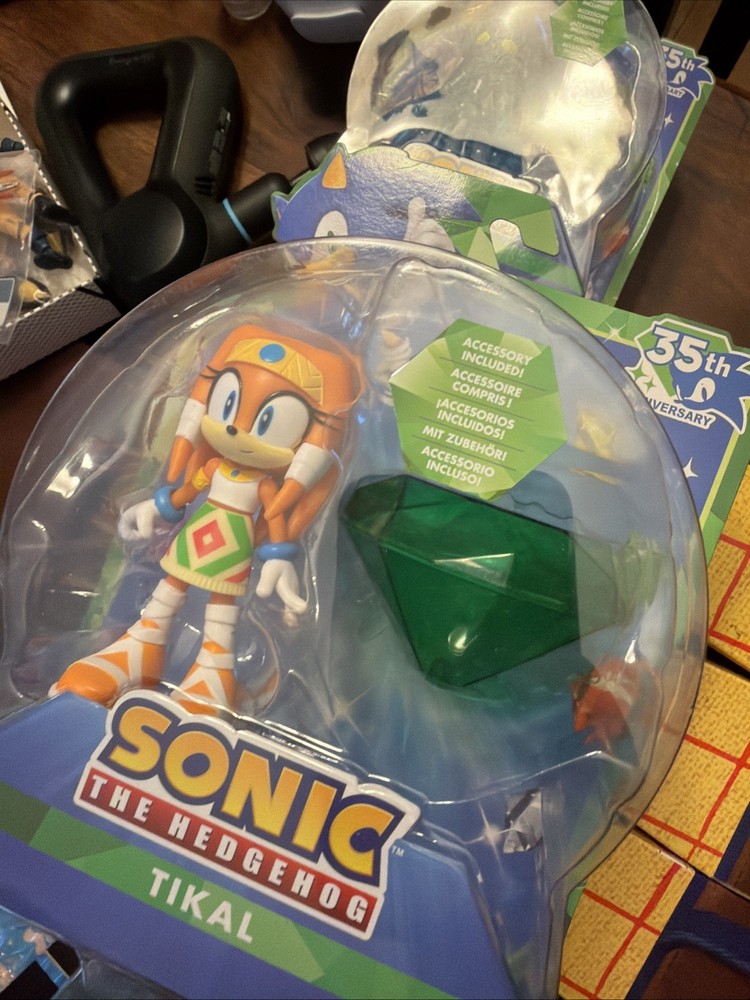 Jakks 35th Anniversary Sonic The Hedgehog TIKAL w MASTER EMERALD 4″ Figure NEW