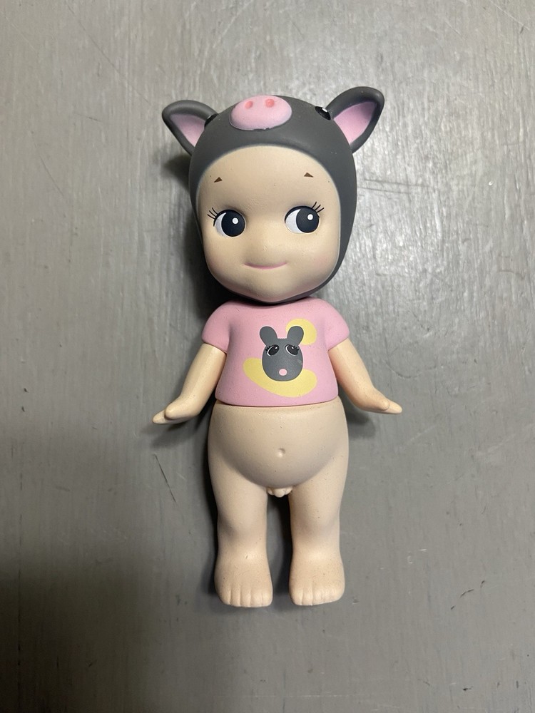 Sonny Angel Hello Jeju Series – Authentic – Chocolate Pig 2019 – Robby