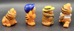 4 Vintage 1981 GARFIELD 2.5” PVC Figures United Features Football Baseball