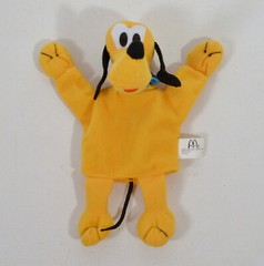 RARE 2001 Pluto 7″ McDonald’s EUROPE Plush Hand Puppet Disney Disneyland Paris