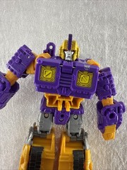 Transformers Siege IMPACTOR Complete WFC War For cybertron generations deluxe