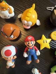 Super Mario Jakks World of Nintendo Figures Lot Yoshi Toad Luigi Bomb Fish Star