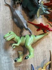 Plastic Rubber DINOSAURS Play Toys EDUCATIONAL Dinosaur Lot Of 49 Vintage