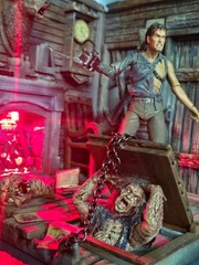 Custom DIORAMA 1:10 Scale ASH vs EVIL DEAD “CABIN” – Ideal for 7″ Action Figures