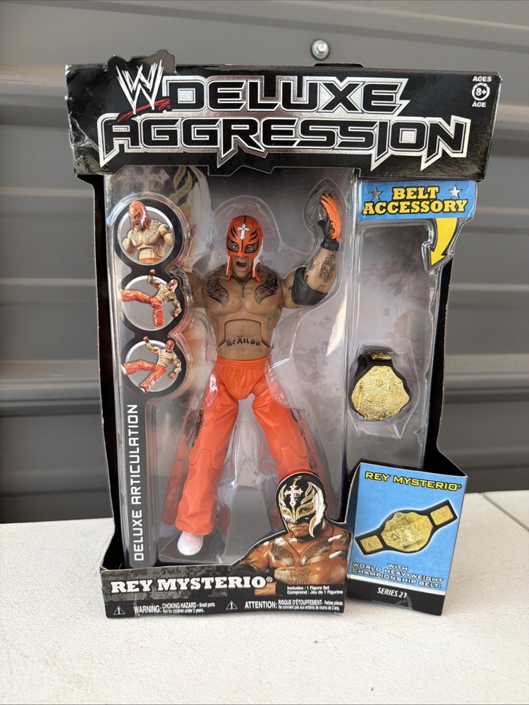 WWE Jakks Pacific Rey Mysterio 2009 Deluxe Aggression Series 21 Figure NIB