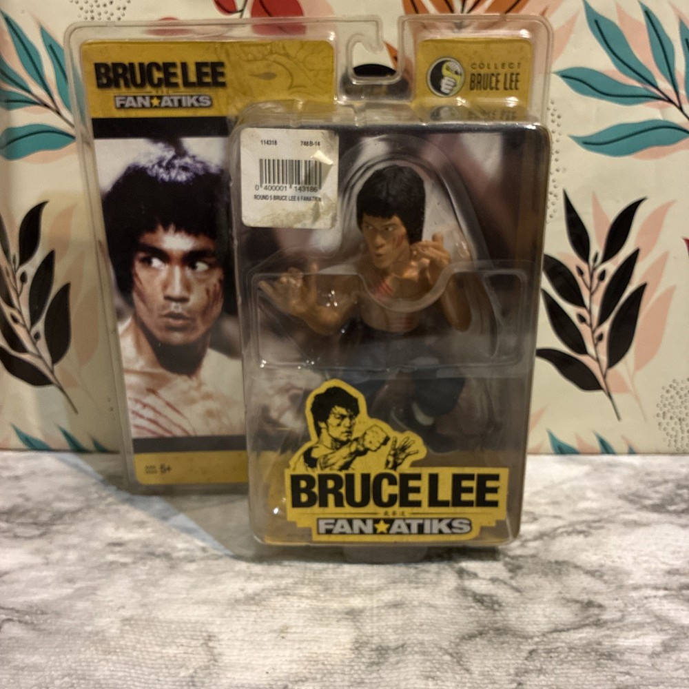 BRUCE LEE Round 5 Fan-Atiks Series Bruce Lee: Enter the Dragon Action Figure New