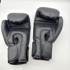 NEW❗️FIVING Boxing Gloves for Men and Women Suitable 10oz, Black