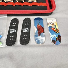 Tech Deck Bundle Carrying Case Fingertip Skateboards Parts Build Create Travel