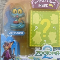Zootopia 2 Movie MYSTERY TAILS Chief Novo & Gary De’Snake + 2 Mystery Figures.