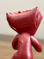 Huggy Wuggy Phatmojo Poppy Playtime Metallic Series Red Pink Toy Action Figure