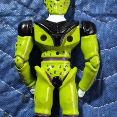Dragon Ball Z Cell Action Figure 1996 Green Black Yellow Adjustable Vintage