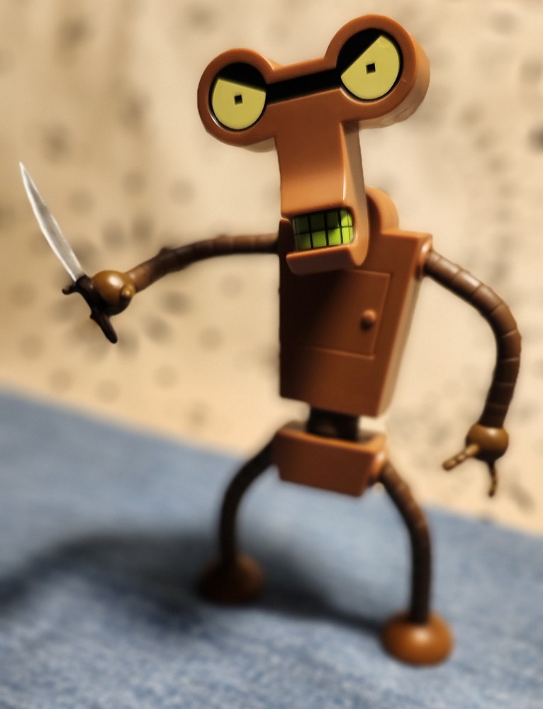 2009 Toynami Futurama Roberto Build-a-Bot with Custom Knife