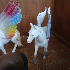 Schleich Bayala Sparkly Unicorn & Pegasus Fantasy Horses Lot Of 5