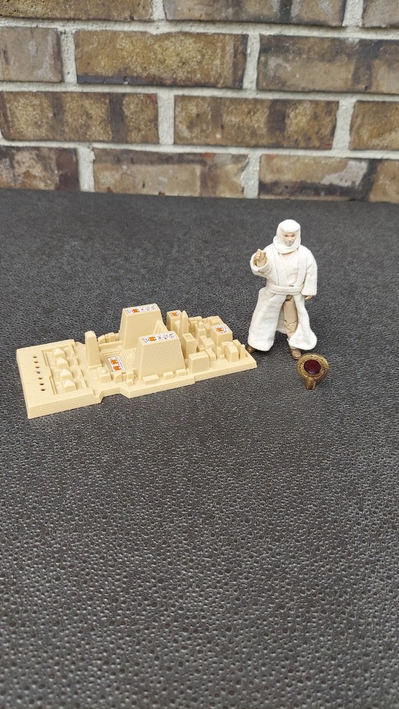 Vintage Kenner Indiana Jones 1982 Map Room Adventure Set Map Base & Figure