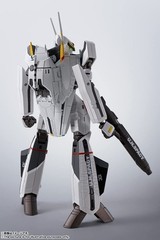 HI-METAL R Macross Zero VF-0S Phoenix (Roy Focker’s Unit) 140mm Action Figure