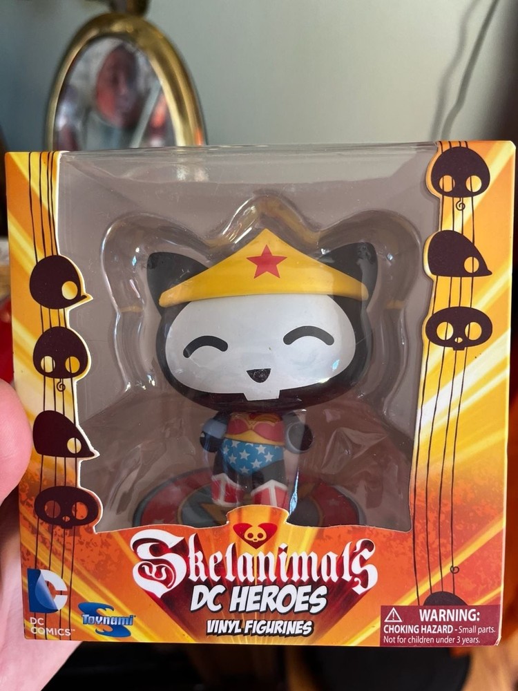 Skelanimals – DC Heroes- Wonder Woman, NIB BRAND NEW IN BOX