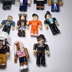 R0BL0X Toys Action Mini Figures Lot Of 25 With Accessories Extras Police Car