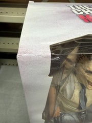 Leatherface The Texas Chainsaw Massacre Mezco MDS Mega Scale 15inch