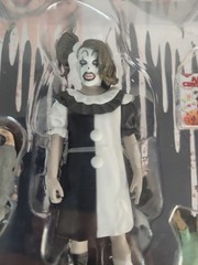 TERRIFIER 2 PALE GIRL ACTION FIGURE TRICK OR TREAT STUDIOS DAMIEN LEONE NEW