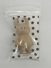 Uamou Monster Angled Ayako Takagi Resin 2.8in – Tan