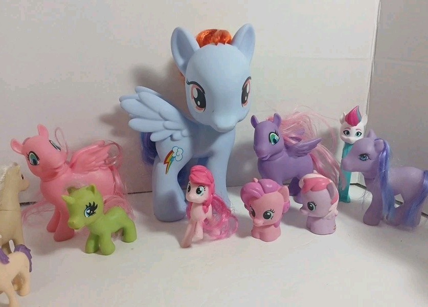 Lot Of My Little Pony Figures Various Sizes 1 Pez & Others Everything Pictured