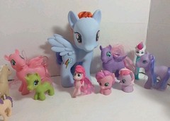 Lot Of My Little Pony Figures Various Sizes 1 Pez & Others Everything Pictured