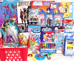 NEW JUSTICE LEAGUE BIRTHDAY GIFT BASKET CHRISTMAS FIGURE TOYS PLAYSET
