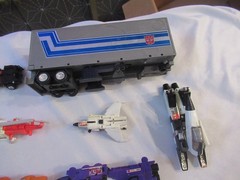80s Transformers Lot Generation One G1 LOT OF 35 SOME FOR PARTS SOME GOOD