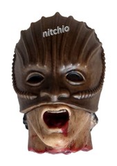 Mezco One:12 Conan The Barbarian War Paint – BLOODY SEVERED HEAD 1/12 Scale