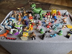 Toys–Mixed VARIETY