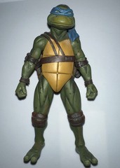 NECA 1990 Teenage Mutant Ninja Turtles Leonardo GameStop Exclusive Complete