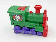 PLASTIC SNOOPY & WOODSTOCK TOY CHRISTMAS TRAIN GALERIE 5” CANDY UNUSED
