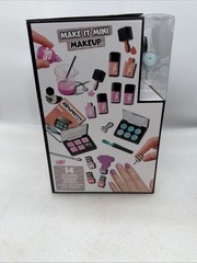 MGA’s Mini Verse Make It Mini Makeup Series 1 – NEW Lot Of 8 Plus Display
