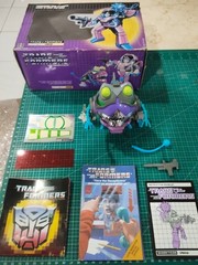 Vintage 1986 G1TF Transformers Decepticon Sharkticon Gnaw Complete Pristine