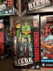 Transformers WFC Siege Earthrise Megatron, Optimus, Arcee, Springer, Junkheap 86