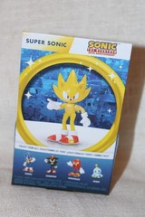 3PK Jakks Pacific Knuckles, Super Sonic, Sonic The Hedgehog 2.5in Action Figures