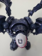 Amazing Yamaguchi No.003 Venom Revoltech Figure – Missing Head & Tongue -As Is
