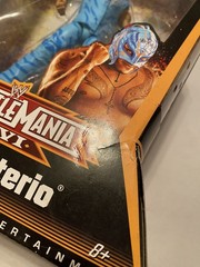 Mattel WWE Elite REY MYSTERIO WrestleMania 26 XXVI Series Figure RARE NEW HTF