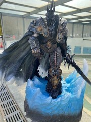World of Warcraft Lich King Arthas Statue 40cm LED GK figure Collect models New