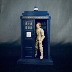 Custom 3D printed DR. Who TARDIS Police Box for 3.75 Inch (1:18) Figure Diorama